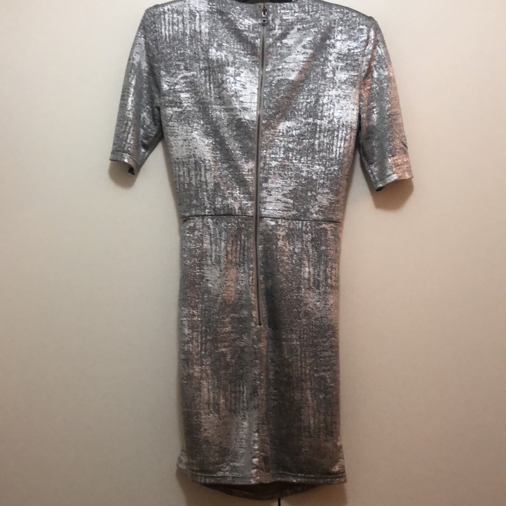NWT $330 ALICE + OLIVIA Delora Ruched Metallic Mini Dress in size 14 ! - Picture 9 of 12